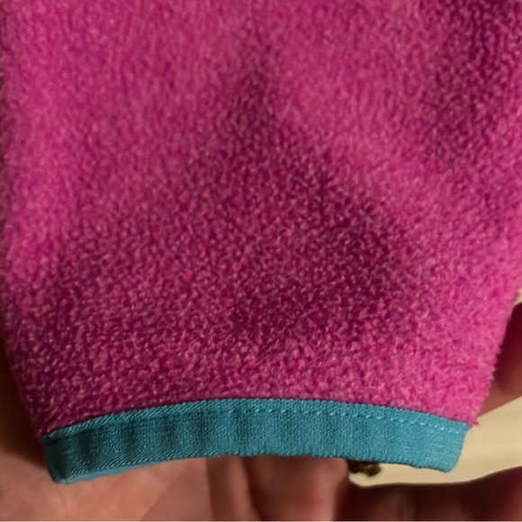 Columbia PFG Fleece Pullover, pink with blue trim, size M - Picture 9 of 9